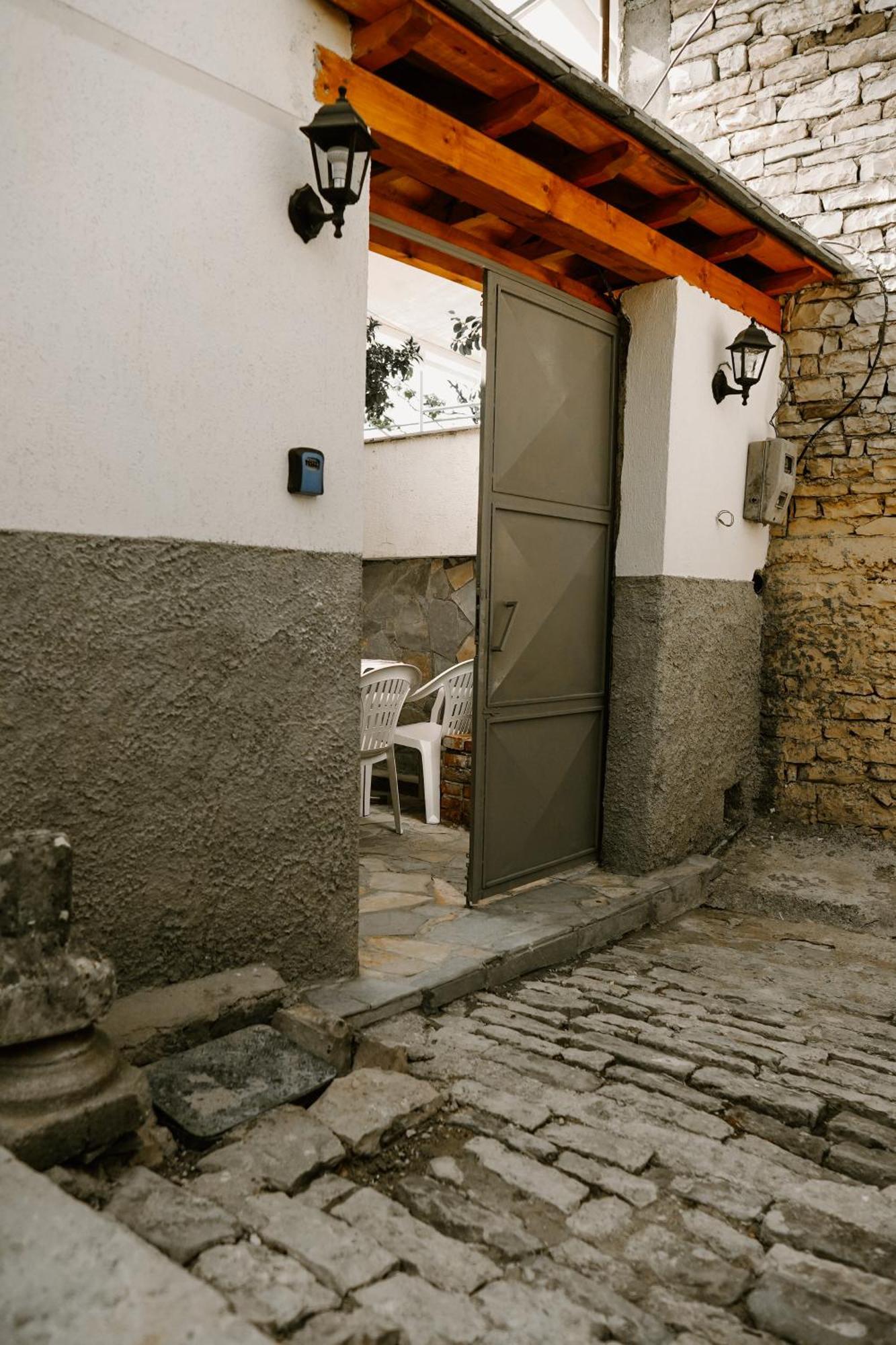 Apartmán Daors House Gjirokastër Exteriér fotografie